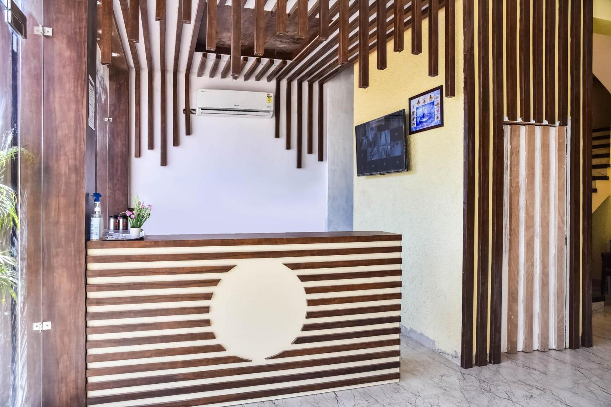 OYO 78787 Hotel Manglam Palace Bhopal Bagian luar foto