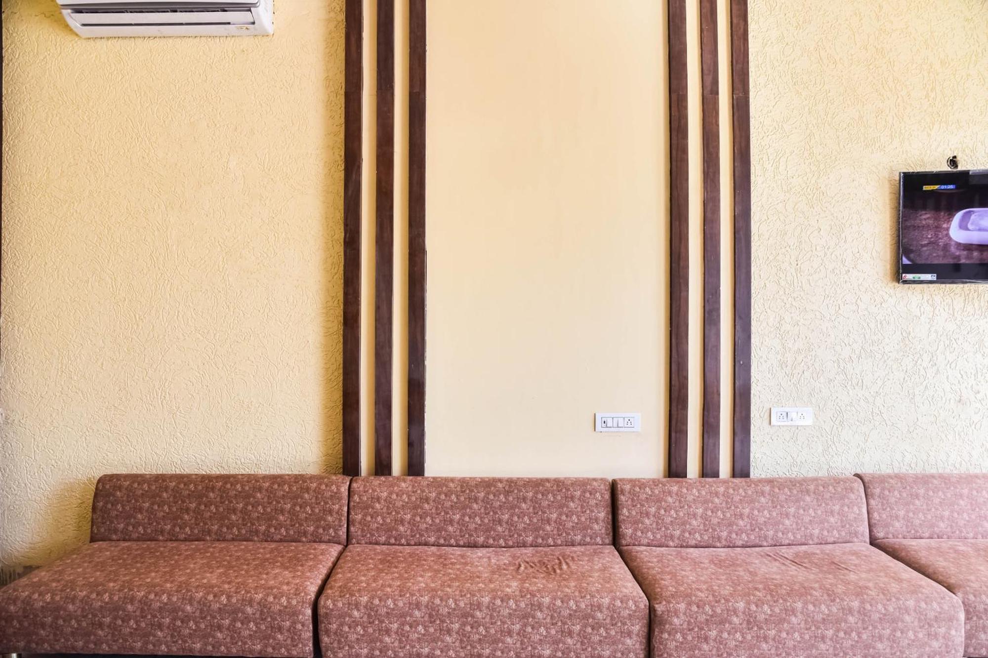 OYO 78787 Hotel Manglam Palace Bhopal Bagian luar foto